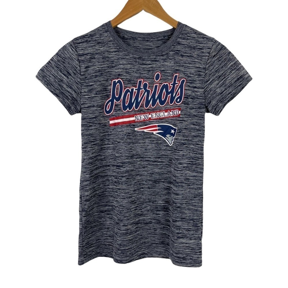 2010's New England Patriots NFL Team Apparel Girls' XL Gray Graphic T-Shirt